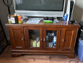 Free TV stand- wood