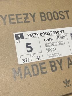 Yeezy 350 V2 Black/red
