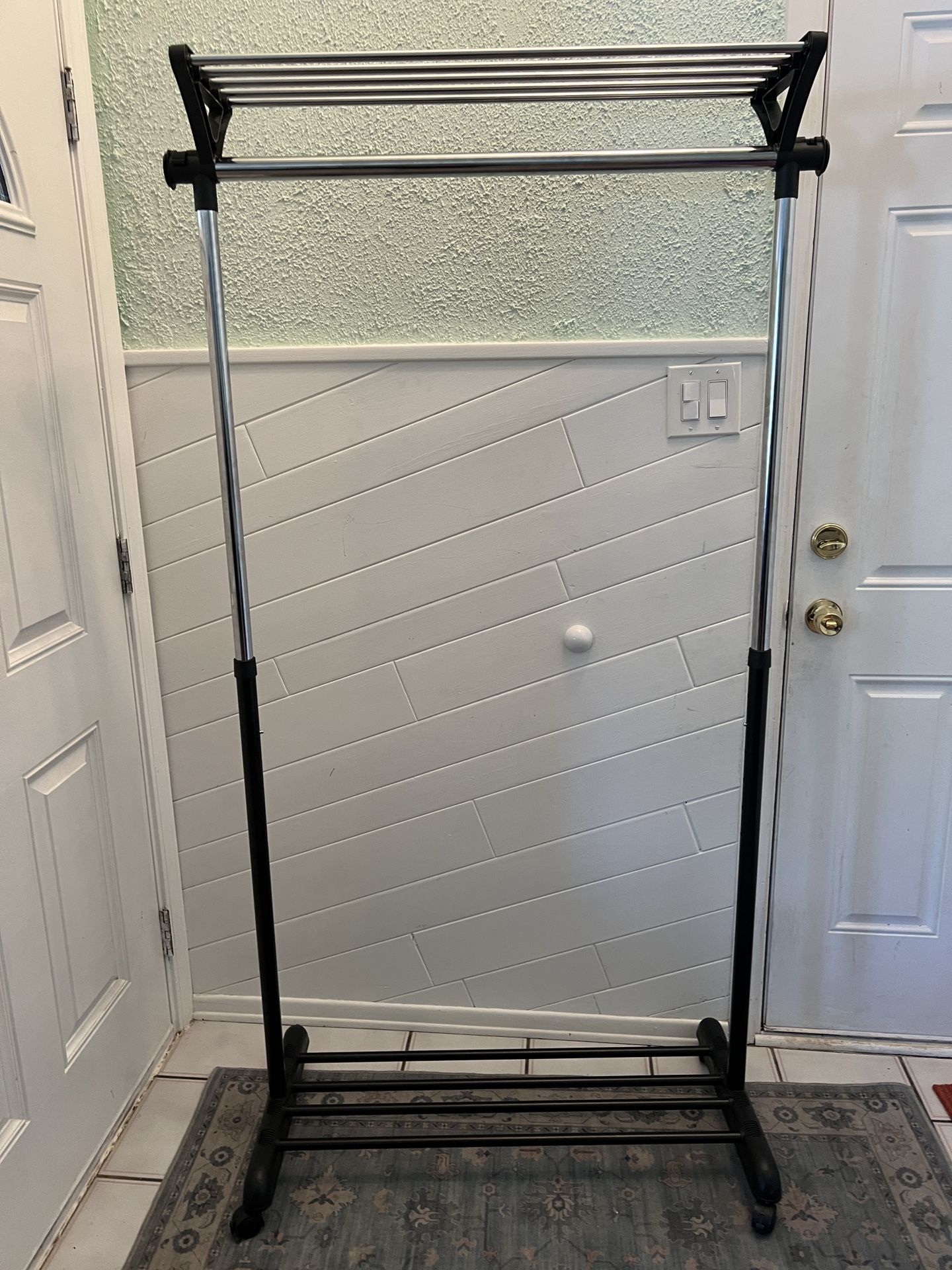 Portable Clothing Rack