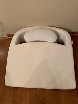 Reflex relief wedge pillow