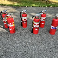 6 Fire Extinguisher with Wall Mounts
