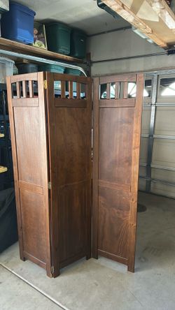 Decor wood panel divider