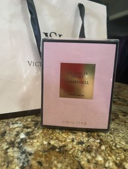 Victorias Secret Bombshell Eau De Parfum 