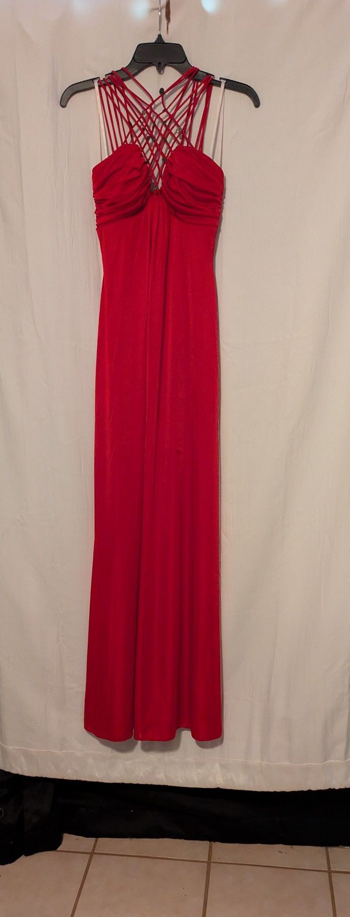 Betsy And Adam Striking Red Backless Dress By Linda Burnell