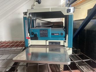 Makita 12” thickness planer $450.00 perfect  condition