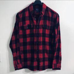 Men’s 100% cotton button down two side pockets  flannel shirt red plaid.L