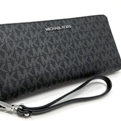 Brand New Michael Kors Lady Wallet
