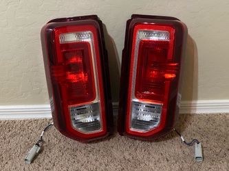 Factory OEM 2021-2026 Ford Bronco Halogen Taillight Taillights Pair