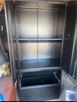 Metal storage cabinet 31.5x15..5x71 h