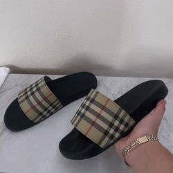 Burberry Slide