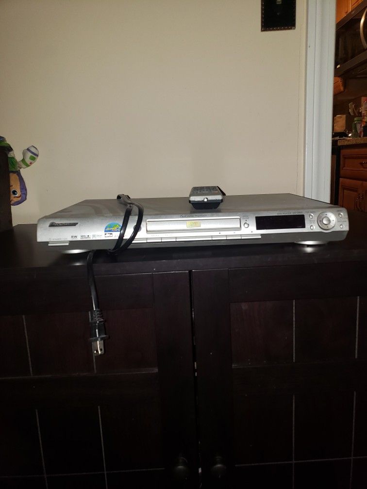 Pioneer DVD player