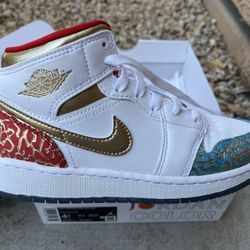 Air Jordan 1 Mid Size 4.5 Youth