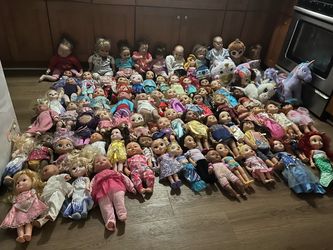 Tons and tons of baby dolls Ava now plus reborn baby dolls Ava as well