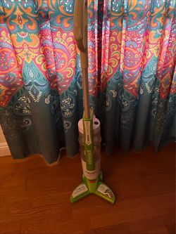 Bissel hard floor expert
