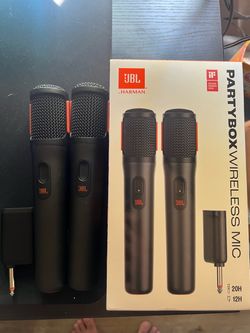 JBL PartyBox Wireless Microphone Set