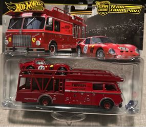 Hot Wheels Ferrari team transport