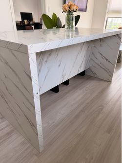 (NEED GONE TODAY) Kitchen Island