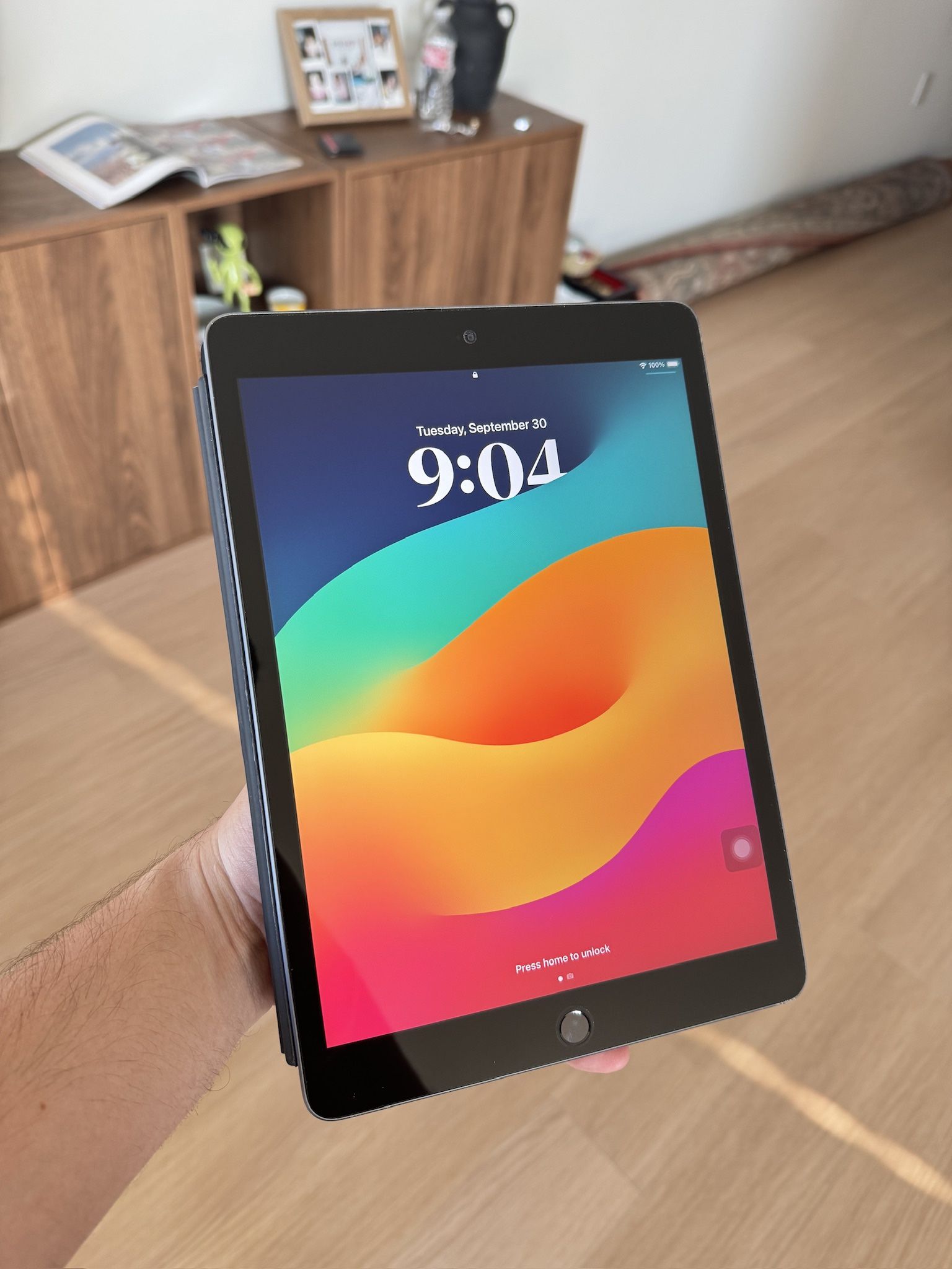 IPAD with cover + keyboard