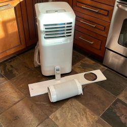 Air Conditioner Super Cold Very Clean  120$ Firm Cash Only 