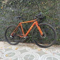 🧡🧡 CANNONDALE SUPER X GRAVEL BIKE 🧡🧡