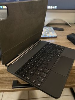 Apple Magic Keyboard IPad Air 11