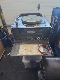 1954 US ARMY - Signal Corps Turntable