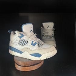 Air Jordan 4 Retro 'Military Blue' 2024 10c