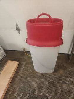 Wrapping paper storage