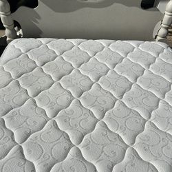 Queen Serta Bed,box Spring ,frame