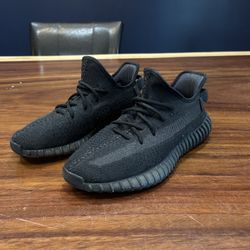 Adidas Yeezy Size 9.5 US