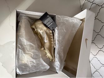 CR7 Gold soccer Cleats *Authentic