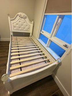 White Twin double Bed Frame with Tufted Headboard