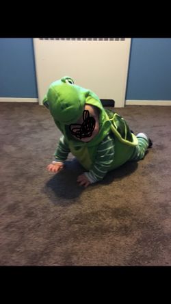 6-12 month Halloween turtle costume