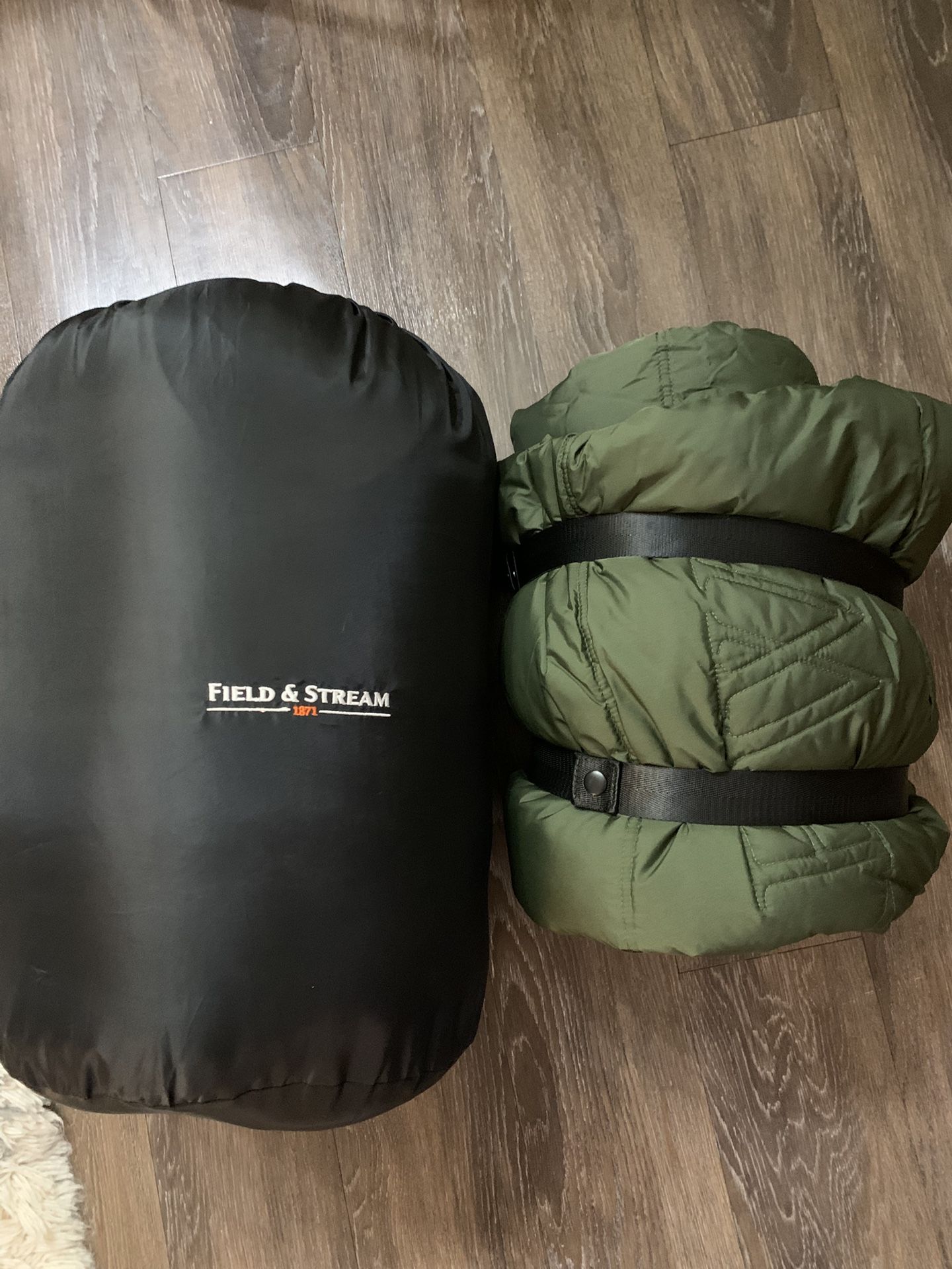 Camping Bundle – Field & Stream Sleeping Bag + J.Crew Comforter