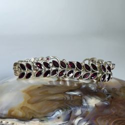 Vintage Artisan Crafted Sterling Silver Marquise Cut Garnet Bracelet 