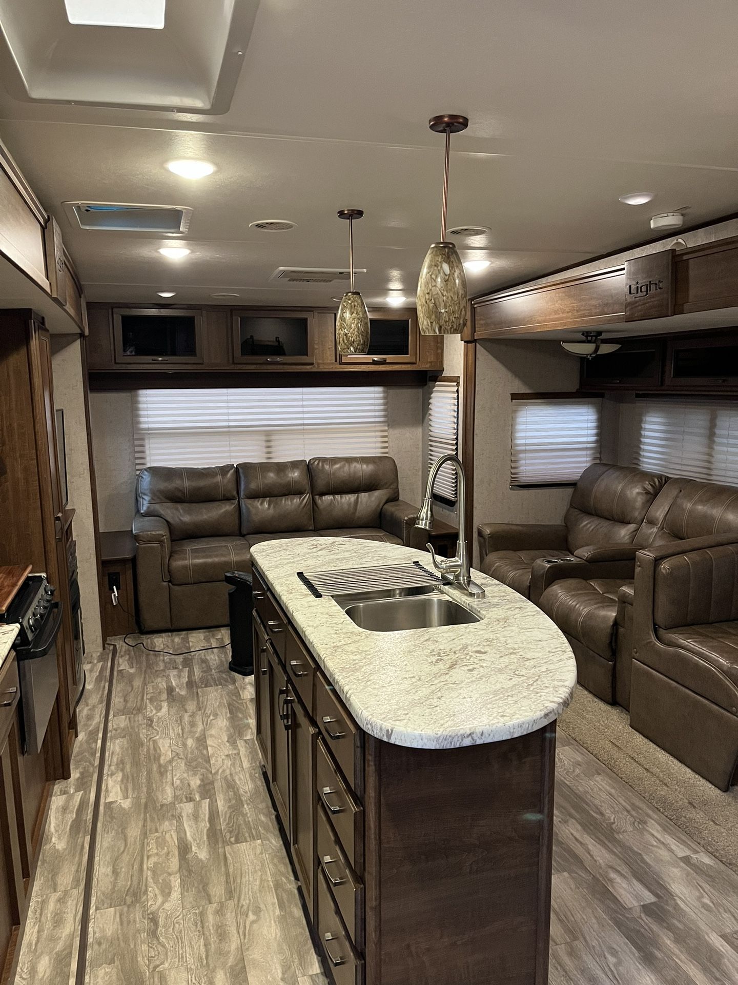 2017 Highland Ridge LT272RLS