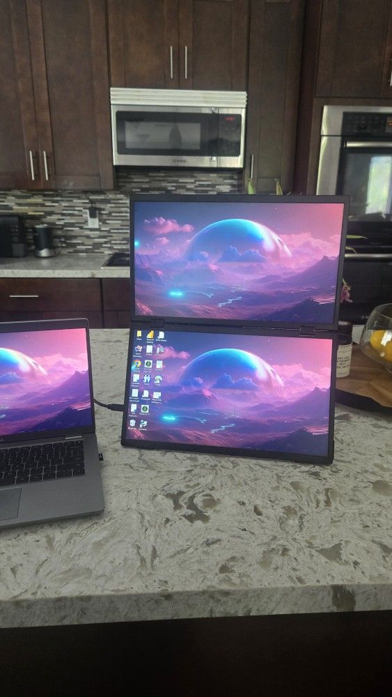 15.6" Dual Monitor Stack Portable