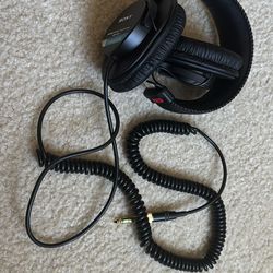 Sony MDR7506 Professional Large Diaphragm Headphone