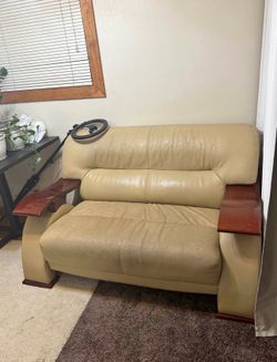 Modern leather chair