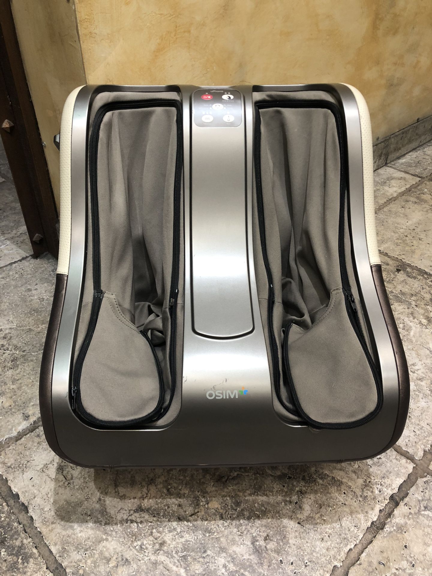 OSIM Uphoria OS-318 5 in 1 Premium Heated Foot and Calf Massager Massage Machine,foot Massager,calf Massager,massage Machine,massager,premium Heated