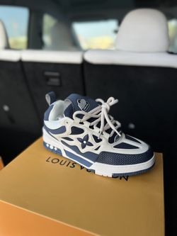 LV Shoes Size 10