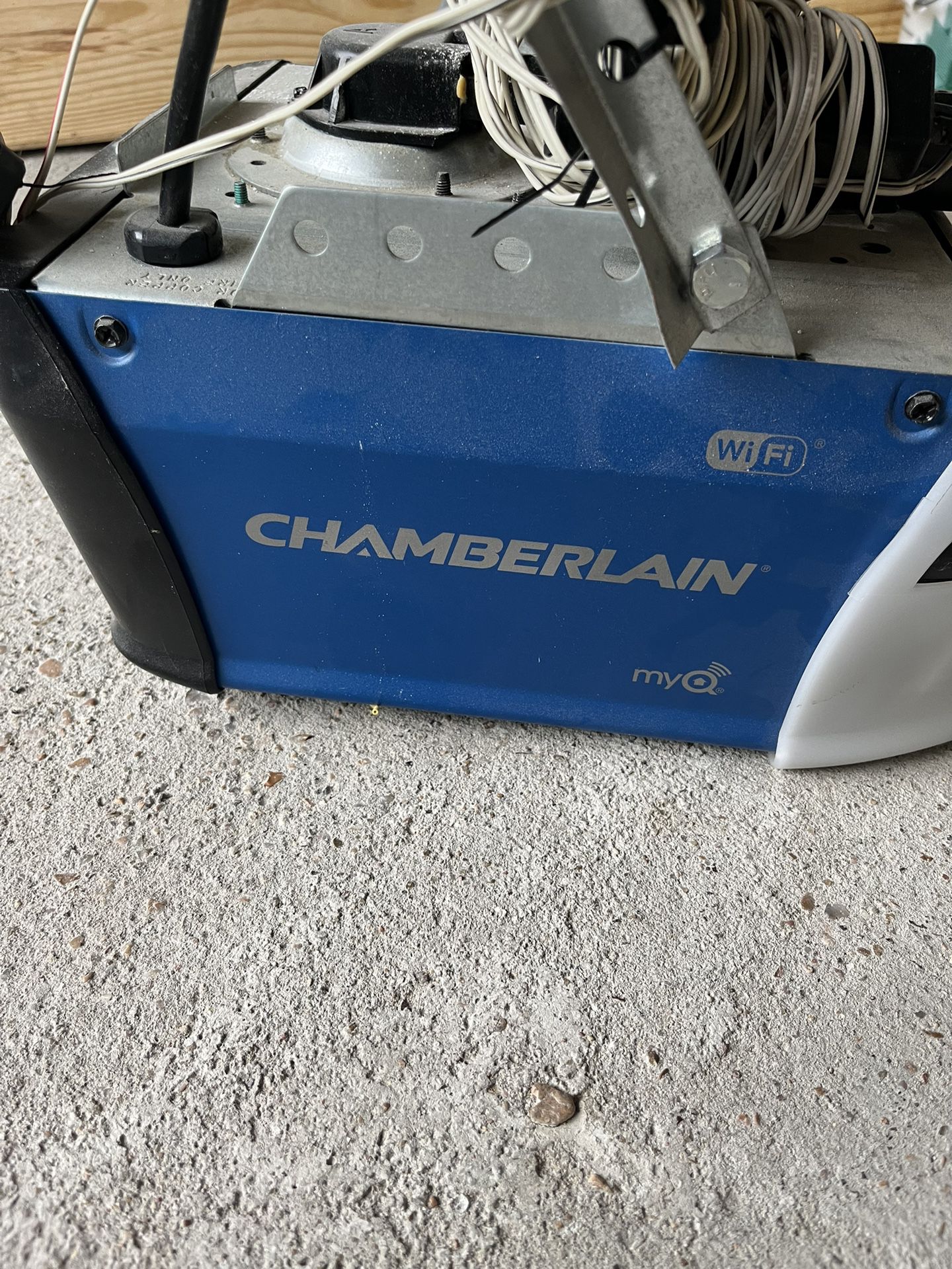 Chamberlain Garage Door Opener 