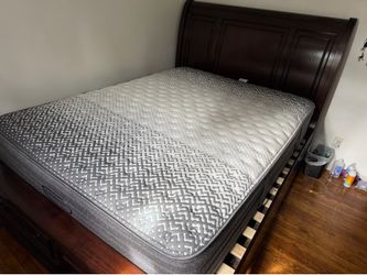 Complete bed set queen
