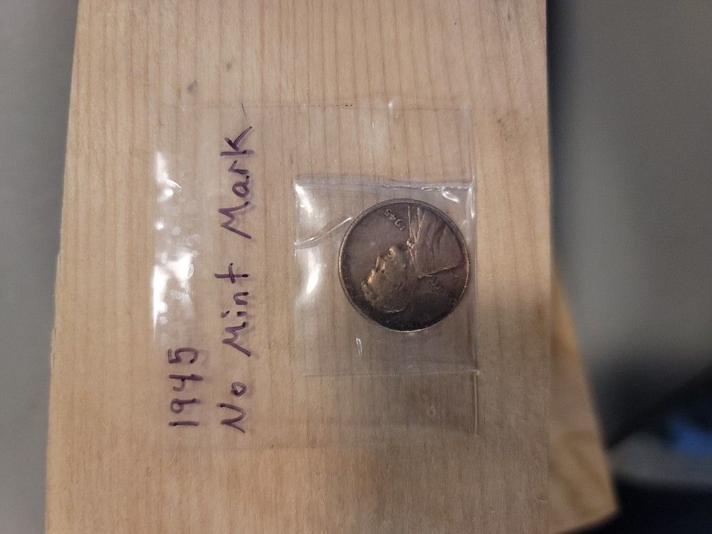 Circulated 1945 No Mint Mark Penny