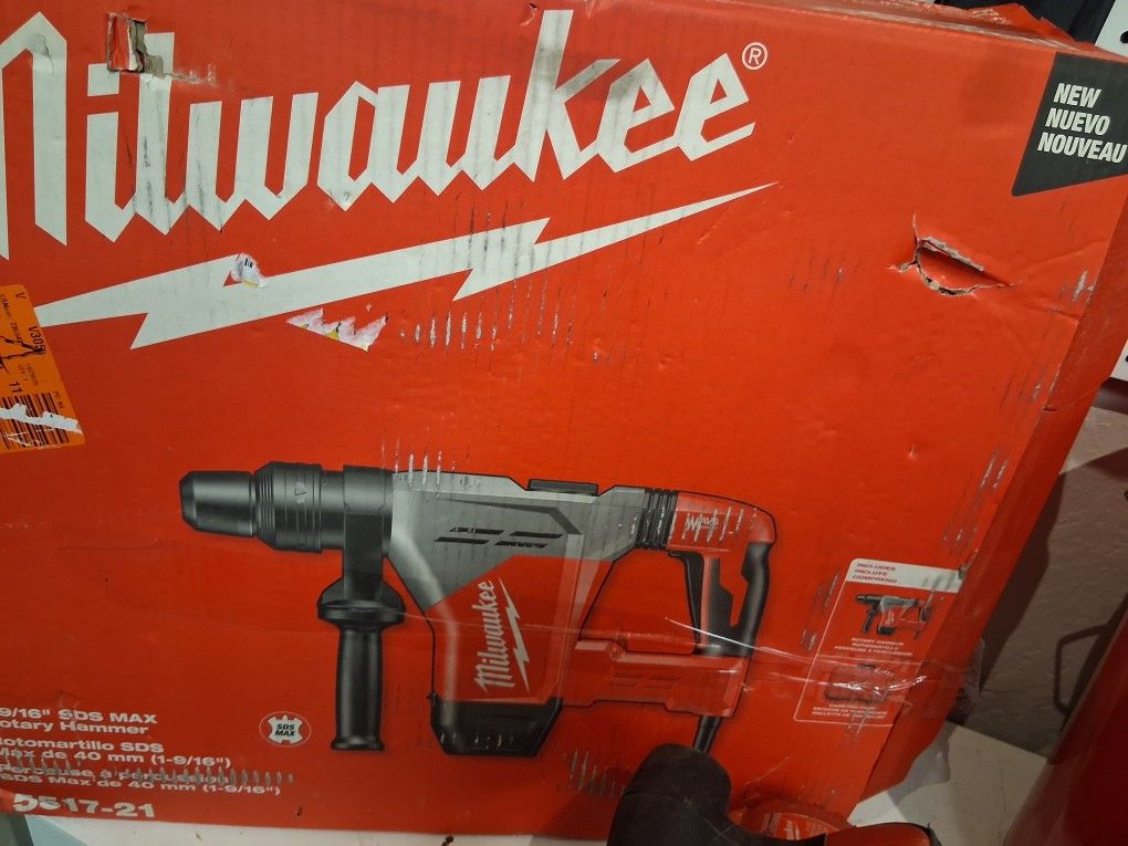 Mikwaukee SDS Hammer Drill