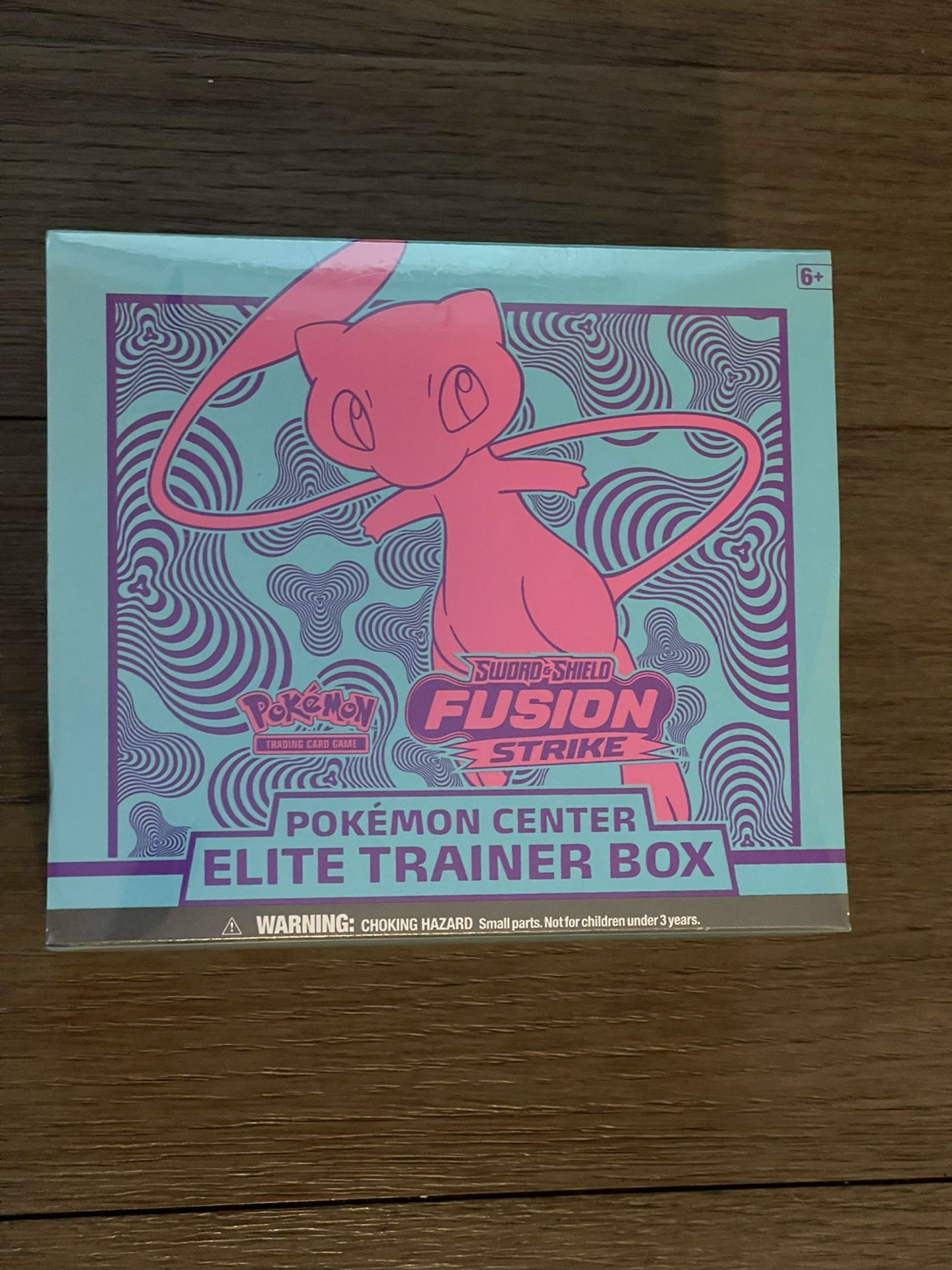 Pokémon Center Fusion Strike ETB