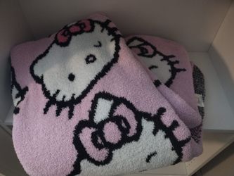 Hello kitty throw
