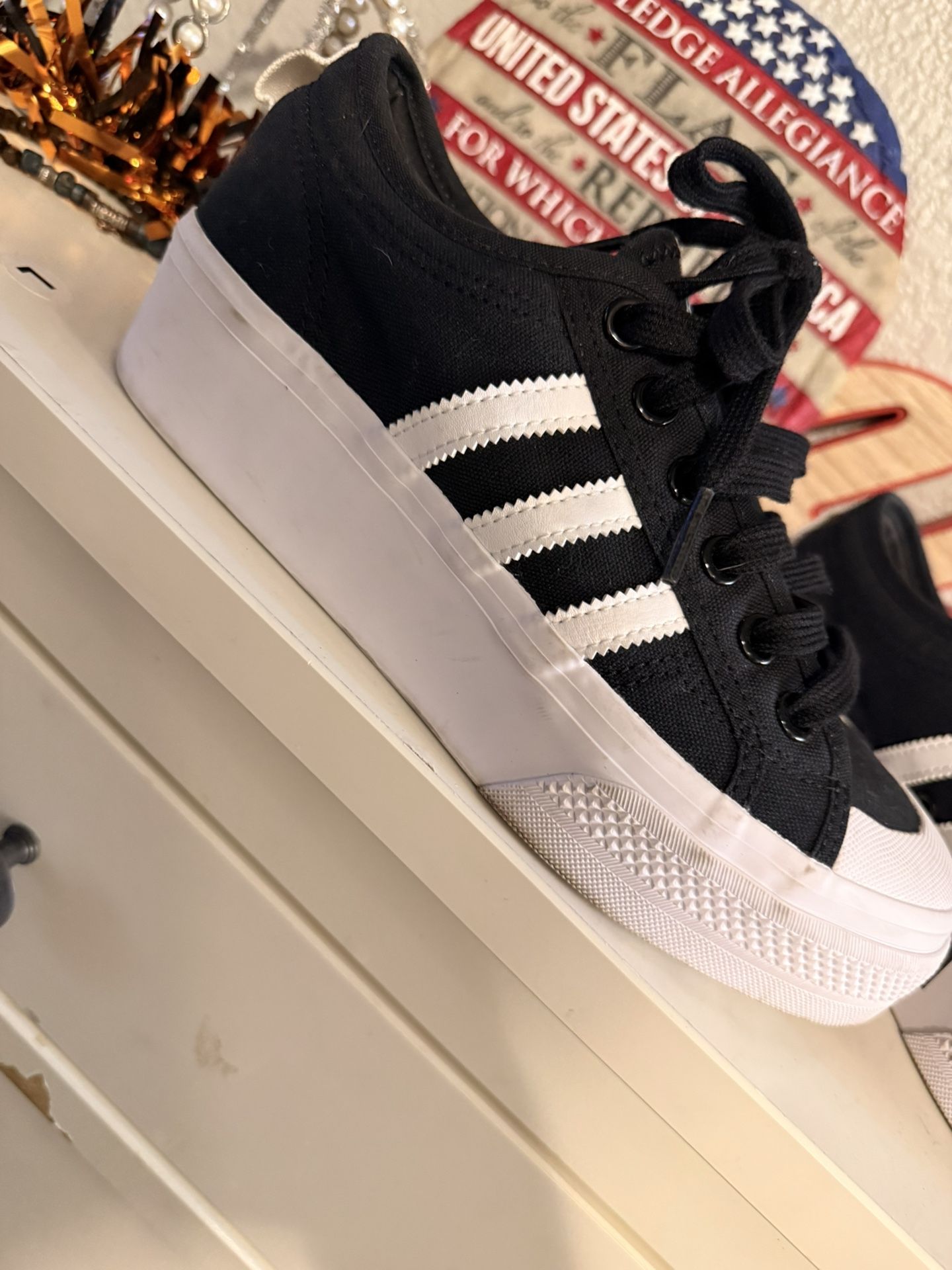 Adidas Woman’s platform