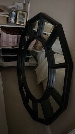 Mirror.  Wall mirror
