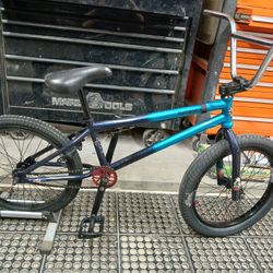 Mongoose Legion 21" Custom BMX Bike 